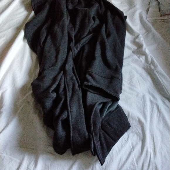 UGG ROBE SIZE S - Picture 5 of 9